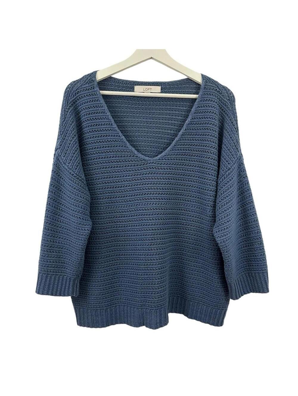 LOFT Women’s Chunky Blue Knit V Neck Sweater Size M